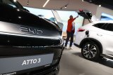 China's EV makers turn on BYD as price war escalates