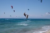 Sea, air and shoreline search for missing Bloubergstrand kitesurfer