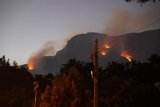 News24 | WATCH | Wind gusts hamper firefighting efforts in Table Mountain National Park