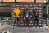 WATCH | Kaizer Chiefs players meet and greet fans in Durban
