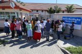 Gqeberha’s education department offices blocked by disgruntled parents