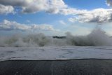 News24 | Saturday’s weather: Eastern Cape braces for damaging waves, icy weather - rest of SA cool