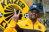 Kaizer Chiefs boss tells the fans to chill