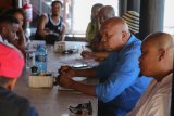 Restaurant owner commits to addressing staff complaints after meeting EFF