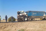 Court trip turns deadly: Cop and five prisoners killed in road crash