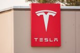 Tesla redesigning door handles that drew scrutiny over safety