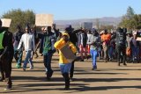 2,000 households in Katlehong without electricity and clean toilets