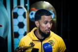 Does Kaizer Chiefs play better without Nabi? Petersen weighs in