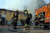 IN PICS | Elderly woman dies in Johannesburg building fire