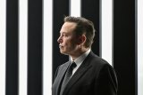 No mention of robotaxi as Tesla launches ride-hailing in San Francisco