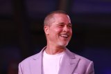 Brad Pitt finally gets to drive a real Formula One car