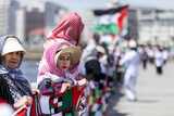 Activists create human chain for Palestine along Sea Point promenade