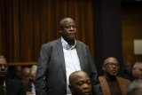 News24 | UPDATE | Ex-Transnet bosses Molefe, Gama and Singh granted R50k bail over fraud, (…)