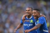 MAHLATSE MPHAHLELE | Rayners should have been nominated for Footballer of the Season