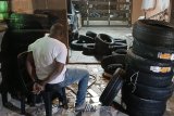 Suspect arrested for truck hijacking and tyre theft