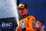 Norris closes gap to Piastri with victory in Austria