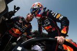 Verstappen needs to keep things clean as F1 descends on Canada