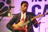 Bongeziwe Mabandla brings solo tour to Gqeberha