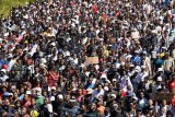 First day of lectures disrupted as UCT students protest