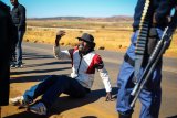 Tsietsi residents in Ekurhuleni protest over delays in electricity supply