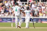 A partnership combining bravery and magnificence leaves SA in sight of victory