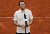 Alexander Bublik keeps rolling at French Open