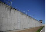 Cape Town’s N2 wall: Urban planner questions ‘temporary’ solution