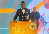 Player of the Season offers himself to Chiefs and Pirates