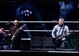 Oasis returns to light up first concert in 16 years