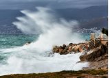 WEATHER: Powerful waves up to 4.5 meters and rain to lash Western Cape coast