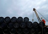 Oil rises amid escalating tension in Europe and Middle East