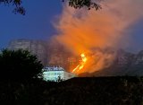 SANParks deploys 50 firefighters to combat fire in Newlands area of Table Mountain