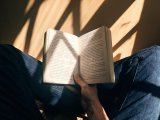 This Much Reading May Reduce Dementia Risk