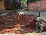 'It is terrifying': Joburg's 'largest' sinkhole swallows residential (…)