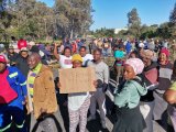 GroGro residents shut down Kragga Kamma Road over power protests