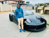 Kaizer Chiefs star Mfundo Vilakazi spotted with a sleek R2.2m Porsche [photo]