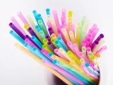 Trump signs executive order on plastic drinking straws