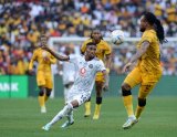 What rivalry? Orlando Pirates gift Kaizer Chiefs two stars!