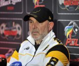 Kaizer Chiefs news: Nabi apologises to fans; Royal AM duo wanted