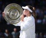 COLD: Is this the GOAT Wimbledon celebration?