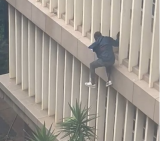 WATCH | Suspect nabbed for housebreaking makes brazen escape from court