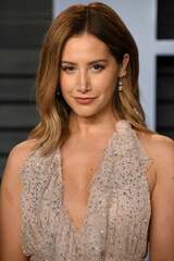 There Are 6 Group Chat Personalities. Ashley Tisdale Experienced The Most ‘Toxic’ One