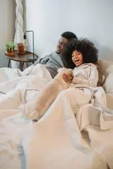 How to be a 'we' without losing the 'me': the ultimate guide to balanced love