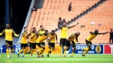 TALKING POINTS | Kaizer Chiefs’ scoring woes continue as Orlando Pirates soar and Mamelodi Sundowns embrace (…)