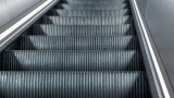 People Are Just Realising What The Brush On Escalators Is For, And No, It's Not To Clean Your Shoes
