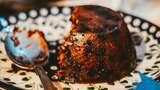 3 Ways To Reheat Leftover Christmas Pudding Without Drying It Out