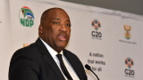 WATCH | 'She asked me for transport money': McKenzie responds to Zille's (…)