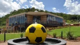 Picture: Top youngster spotted with Kaizer Chiefs first team!