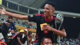 Euro giants bid R100m to Orlando Pirates for Relebohile Mofokeng!