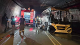 Bus fire forces closure of Huguenot Tunnel
